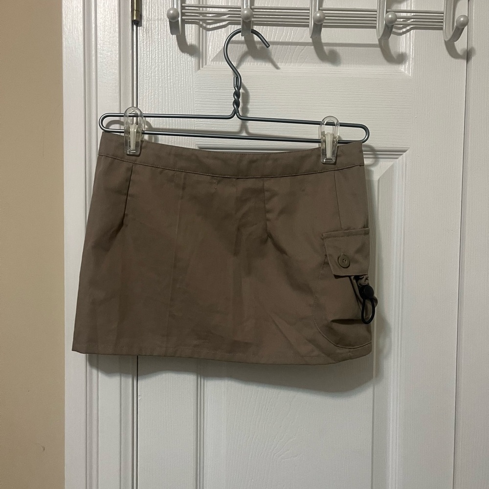 Motel Rocks Cargo Mini Skirt - Picture 4 of 4